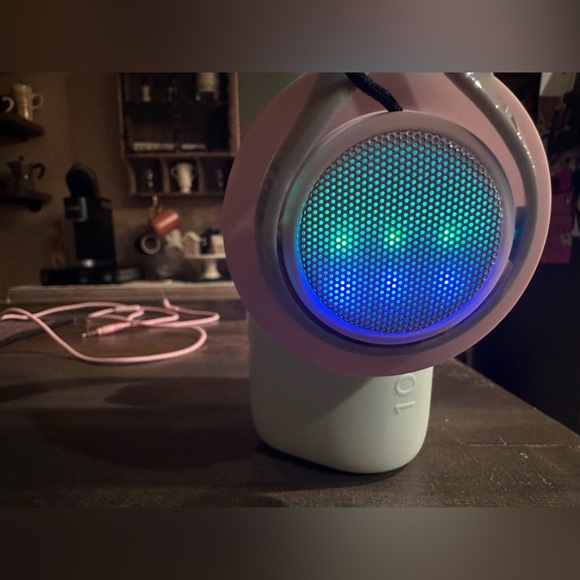 Riwbox WT-7S BT Headphones Light Up, Foldable Stereo Wireless Headset Kids - Picture 9 of 15